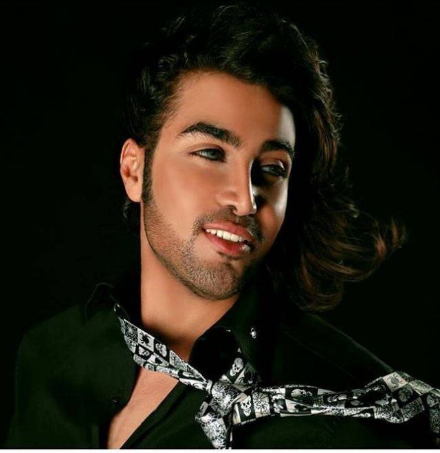 هل تتذكرون الفنان السعودي تومي عمران الذي أبهر الجميع بجماله؟ نهايته تدمي القلوب