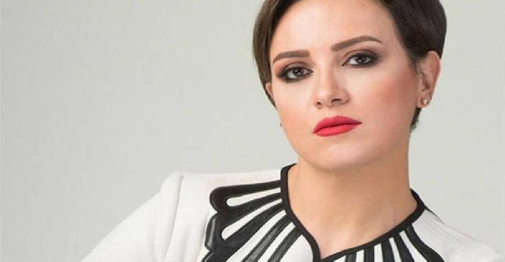إبن ريهام عبد الغفور يخطف الأنظار بوسامته.. هل يشبهها؟