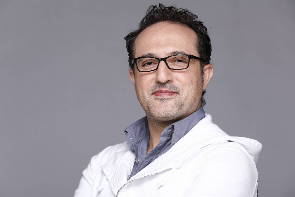 بالفيديو - بعد السرطان.. شريف مدكور يعلن إصابته بقطع في شبكية العين!