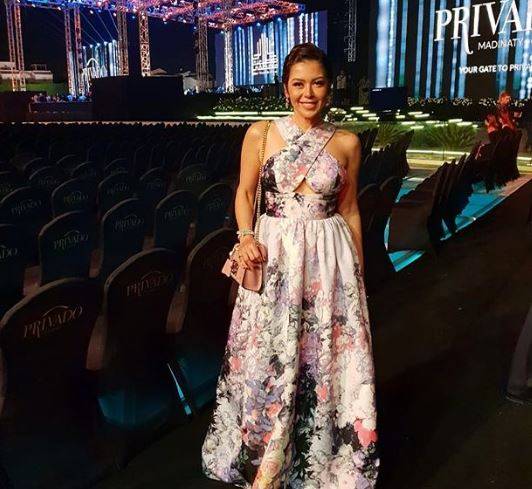 لقاء الخميسي ترد على خبر توتر علاقتها بزوجها