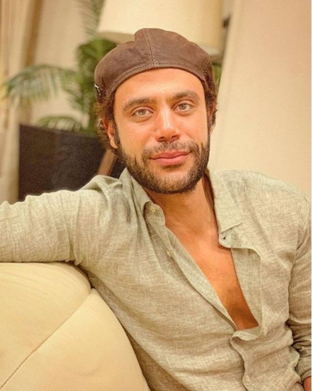 لماذا صرخ محمد إمام: 