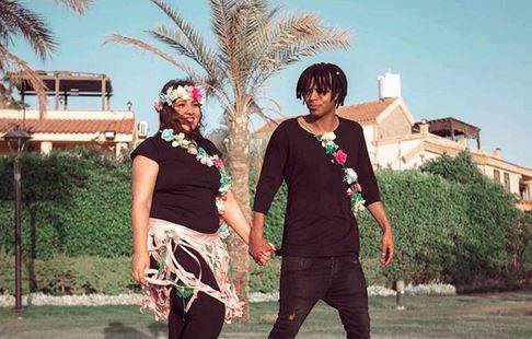 بالصور - ظهور ابنة مي كساب الصغرى للمرة الاولى.. نسخة مصغرة عن والدتها