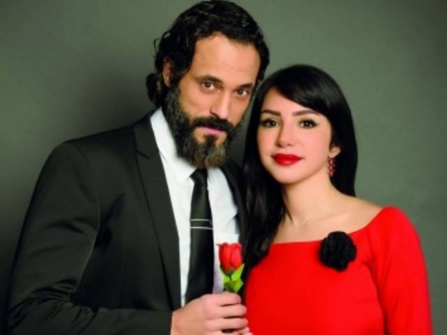 لأول مرة: زوجة يوسف الشريف تكشف عن صورة ابنتهما.. نسخة عن والدها