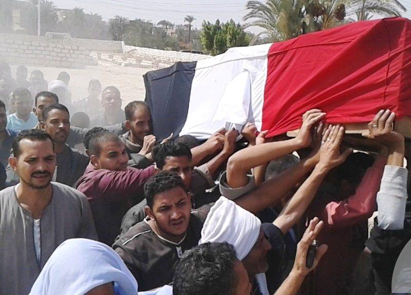 الموت يفجع الوسط الفني المصري