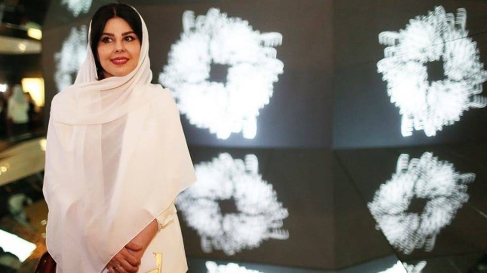 فنانة سعودية تقدم لغة مختلفة للإبداع في بينالي لندن