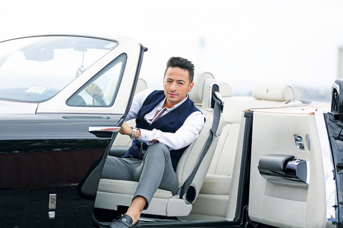 حمادة هلال:
لم أروّج لتعدّد الزوجات ولا أشعر بالتقصير تجاه أبنائي