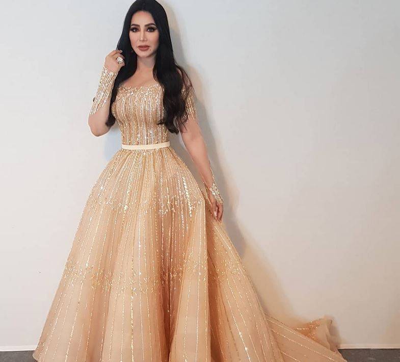 بالفيديو –لجين عمران تكشف كواليس استعدادها لحفل فاخر... شاهدوا كيف اختارت إطلالتها