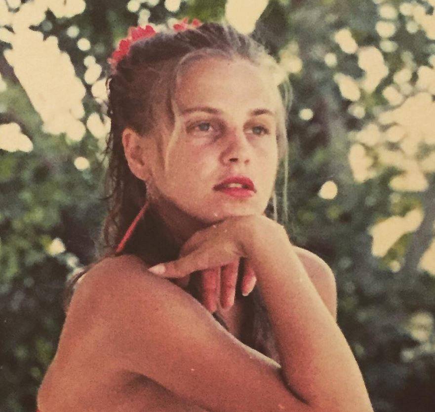 بالصورة – هل تعرفون أي ممثلة مصرية اصبحت هذه المراهقة الجميلة؟