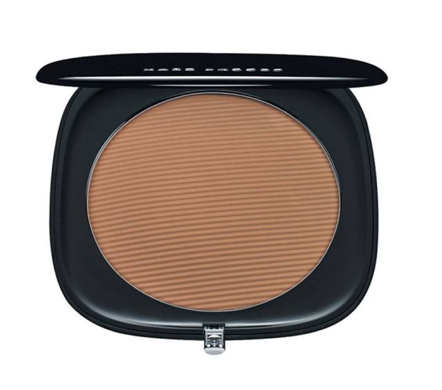 السمرة المثالية: Marc Jacobs- O!mega Bronze- Tan- Tistic 104 Silver