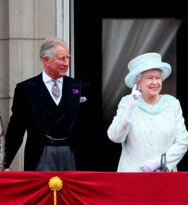 فنانة شهيرة تثير فضيحة بكشف علاقتها بالأمير تشارلز... هذا ما أعلنته