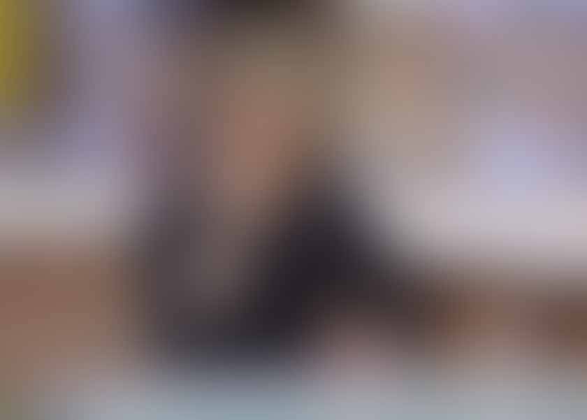 مذيعة شهيرة تكشف عمرها الحقيقي وتوجه رسالة لكل النساء