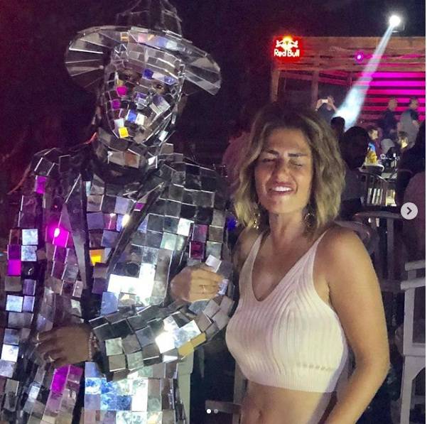 إطلالة منة فضالي