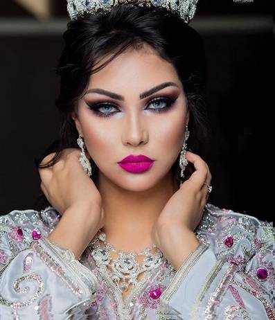 بالصور - هل تذكرون ابتسام تسكت شبيهة هيفاء وهبي.. لن تتخيلوا كم تغيرت الآن