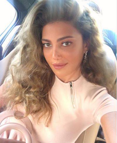 بالصور - ملابس ريهام حجاج الصيفية الضيقة تكشف حقيقة حملها