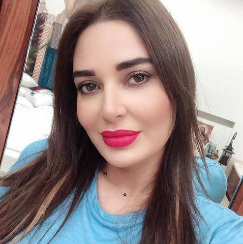 بالفيديو - سيرين عبد النور تشرح الخطوات البسيطة للحصول على مكياجها المميز.. ماذا حصل بعدها؟