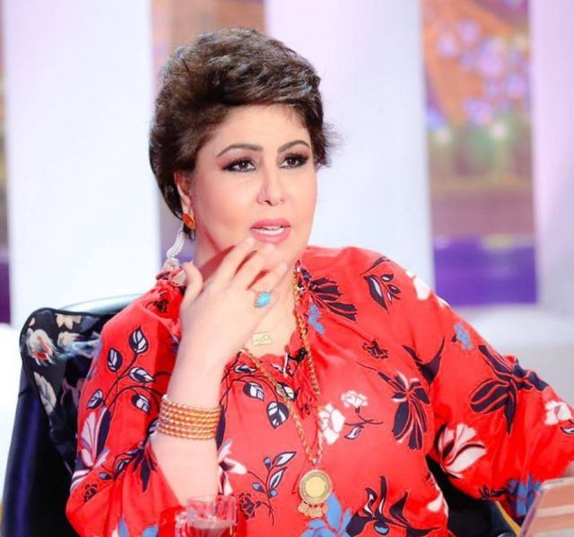 صورة لفجر السعيد أثناء وجودها في المستشفى... كيف بدت حالتها؟