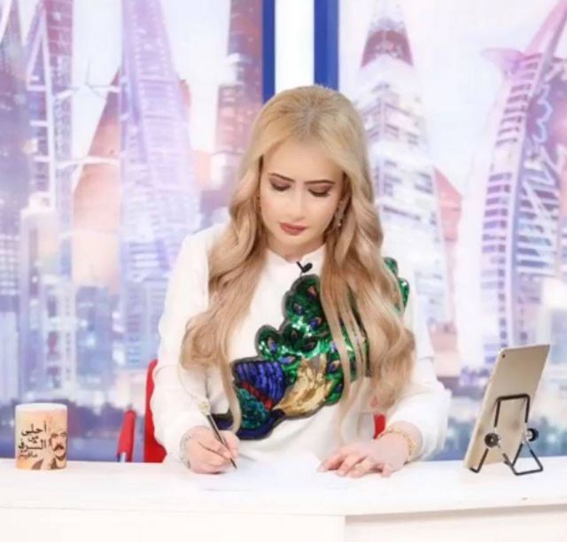 مي العيدان تفجر غضبها في وجه هذا الإعلامي اللبناني... ما قصة النخاسة والرشوة؟