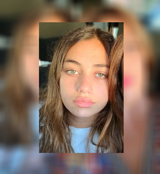 بالصور - هذه الحسناء ابنة نجمة شهيرة