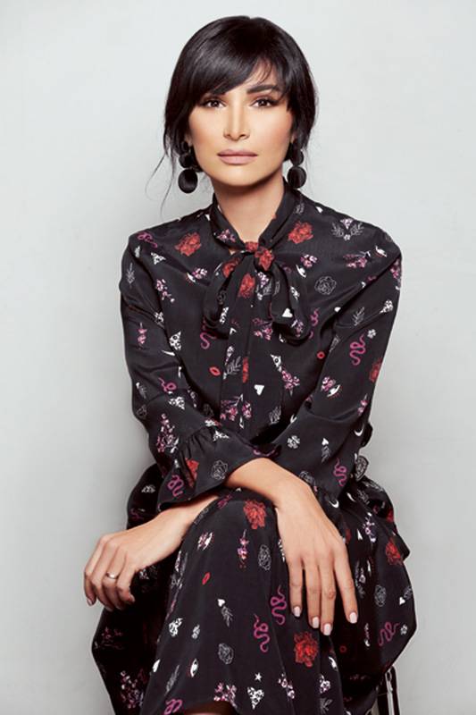 المخرجة السورية رشـا شربتجي:
أفضّل الأعمال الإشكالية 
وأهرب من الممثلات المتجمّلات