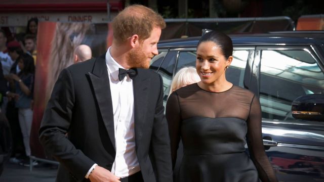 أخيراً ميغان ماركل تخرج عن صمتها وتشكو صعوبة الحياة في الاسرة الملكية... كيف حدث ذلك؟