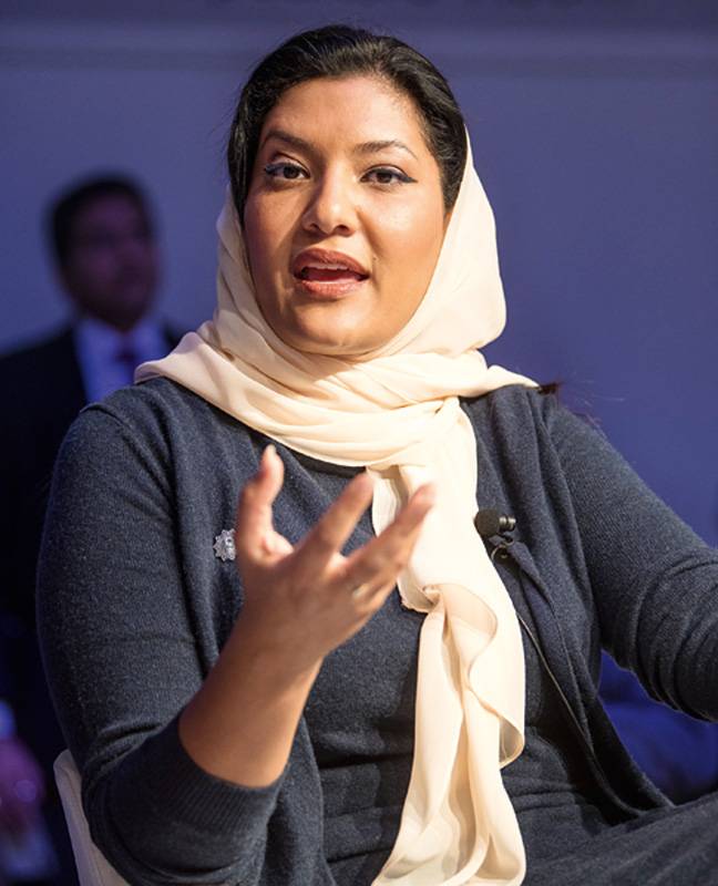 ريما بنت بندر
تسلّم أوراق اعتمادها كأول سفيرة سعودية في أميركا