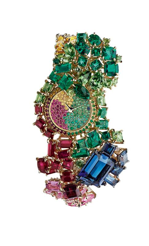 STAR OF THE WEEK
فخامة اللون في ساعة راقية