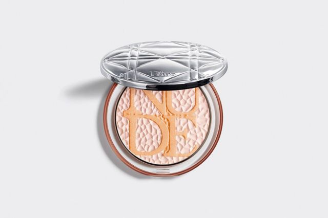 DIORSKIN MINERAL NUDE GLOW WILD EARTH - LIMITED EDITION-002 Dune Heart- Sand Beige