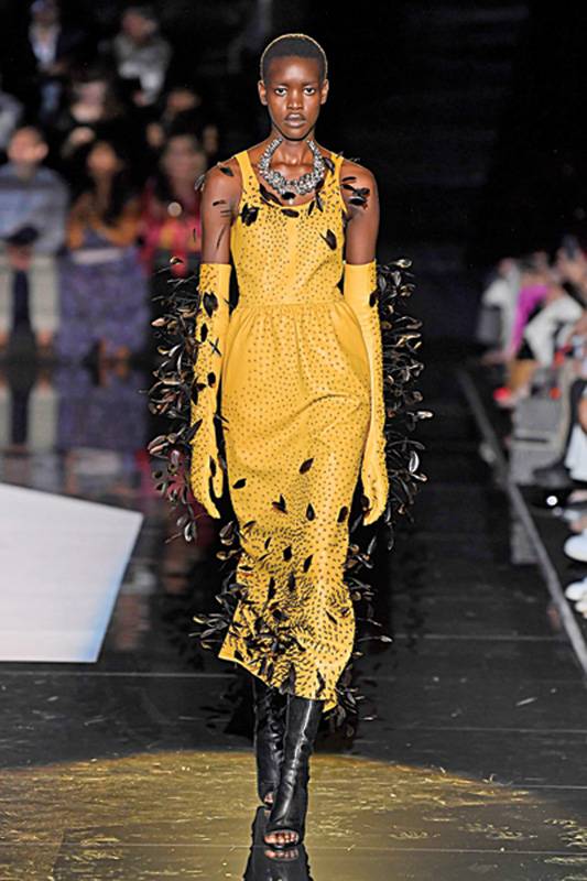 LOVE FOR THE OF COUTURE
 FW19/20 عشق الخياطة الراقية