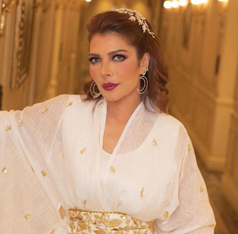 بالفيديو – فنان عربي ينسف فن أصالة وإليسا... الأولى 