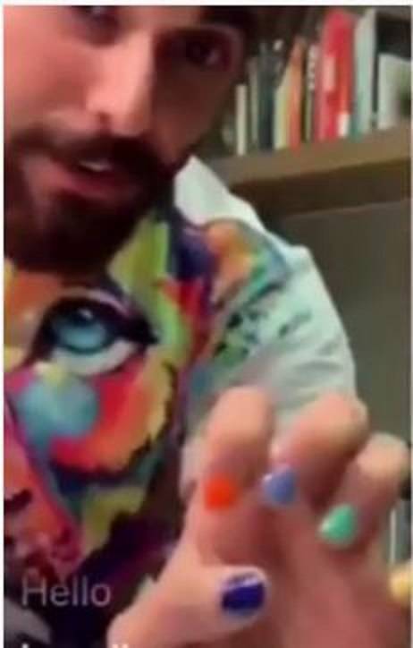 بالفيديو - طليق فنانة خليجية يخرج عن صمته ويكشف سبب ظهوره بطلاء الاظافر