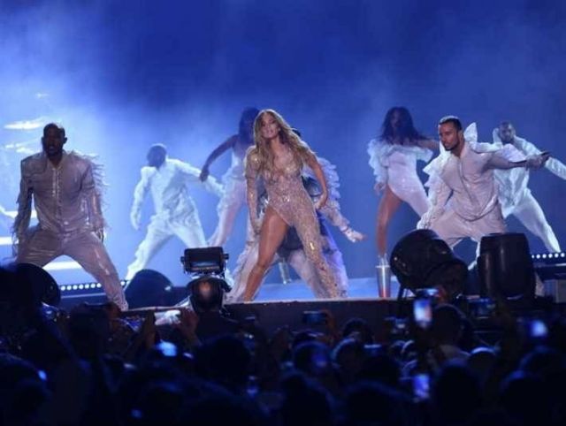 جينيفر لوبيز 2