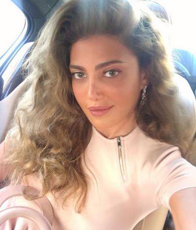 بالصور - شاهدي كيف تبدو ريهام حجاج من دون مكياج ولماذا تختبئ!