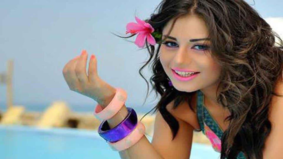 بعد الهجوم عليها.. منة فضالي تحذف هذه الصورة من إنستغرام