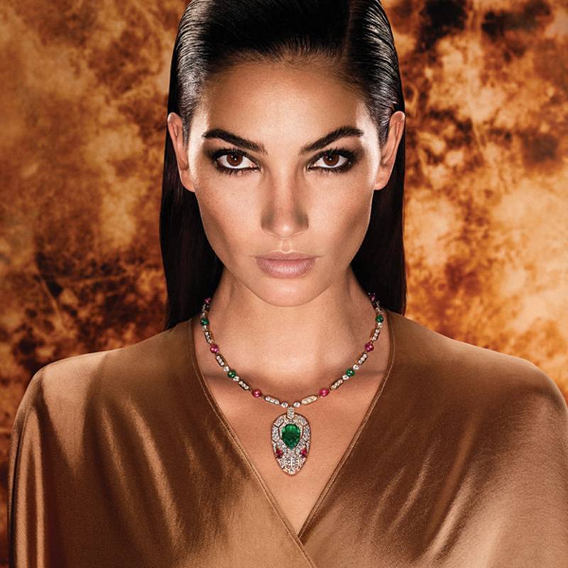 قلادة الأحجار الراقية
BVLGARI Serpenti