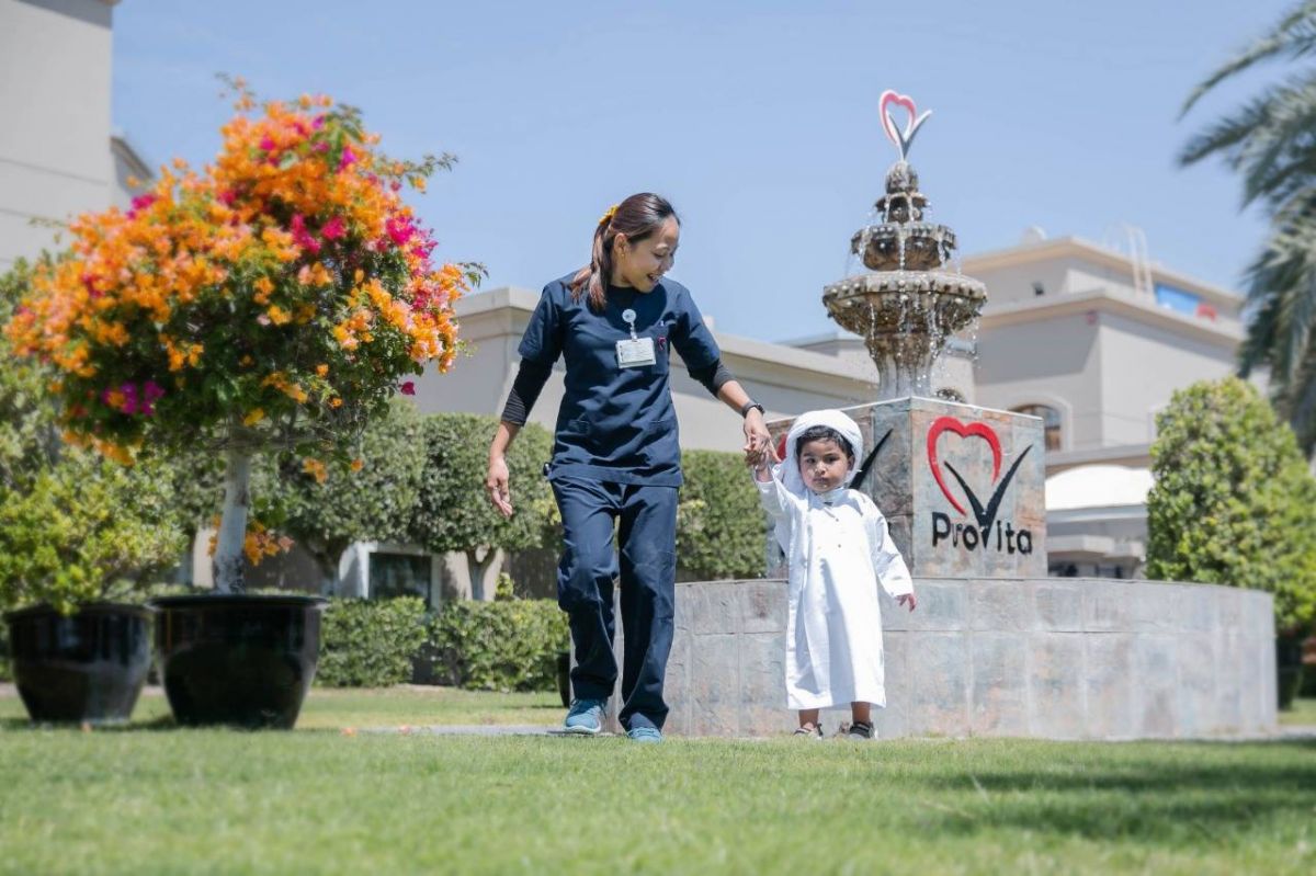 قصة مؤثرة لعلاج طفل من مرض رئوي مزمن