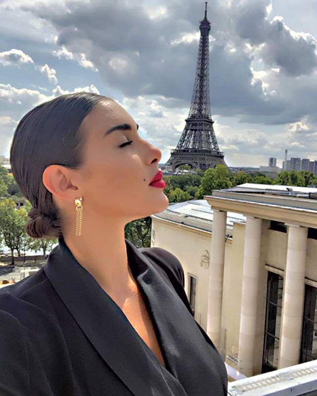 ياسمين صبري
تتألق في باريس