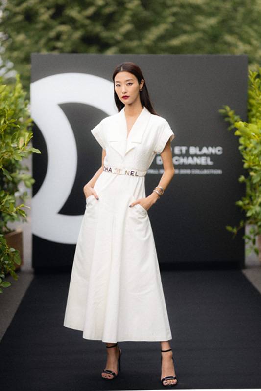 شانيل CHANEL
مشاهير في حفل إطلاق  مجموعة ماكياج خريف وشتاء 2019