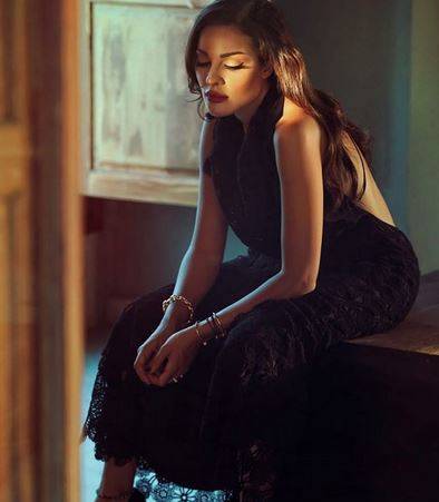 بالصور - نادين نسيب نجيم تستعرض خواتمها الثمينة.. تصميم خاص لها شاهدوا روعته