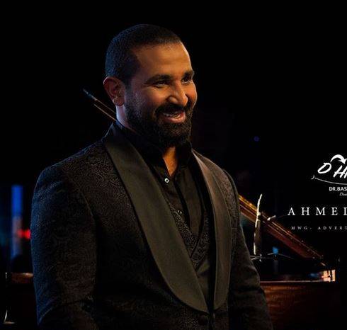أحمد سعد يستعرض عضلاته في الحج.. وهذا ما كتبه وعرضه للسخرية