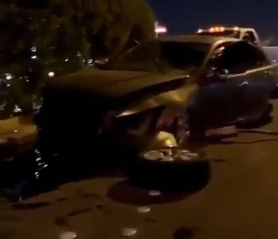 بالفيديو – نجمة خليجية تصدم الجميع بظهورها منهارة في بث مباشر بعد تعرضها لحادث مروع