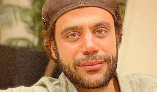 محمد إمام يتعرض للإصابة بسبب ممثل آخر… إليكم ما حدث؟