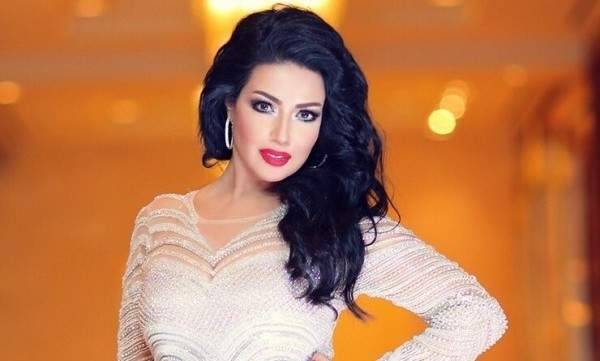 بالفيديو - سمية الخشاب تستعرض منزلها الضخم.. وهذا ما حصل معها في المغرب واحدث ضجة