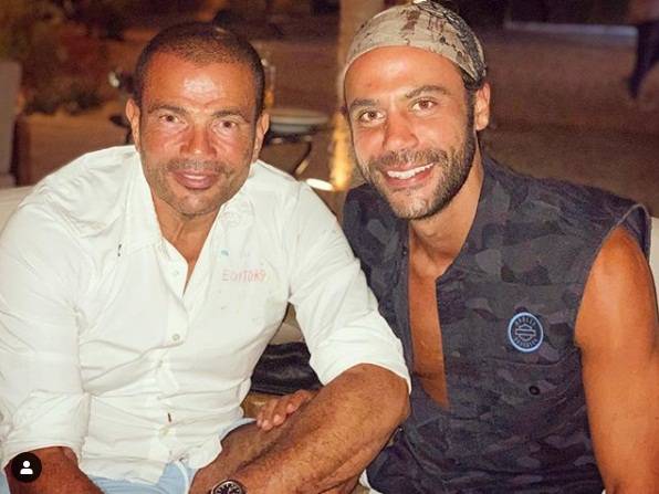 بالفيديو - محمد إمام وزوجته يرقصان مع عمرو دياب ودينا الشربيني على أنغام 