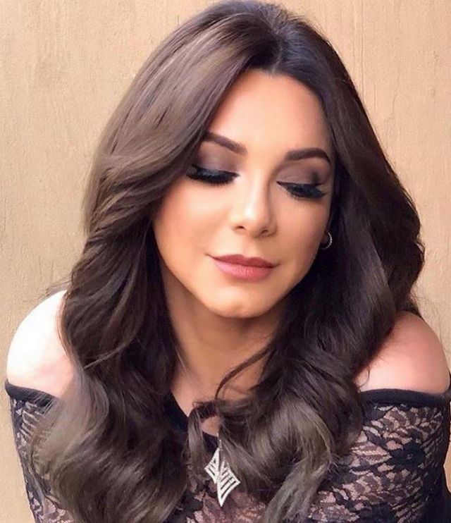 بالصورة – سلاف فواخرجي تبهر الجميع بظهورها من دون مكياج