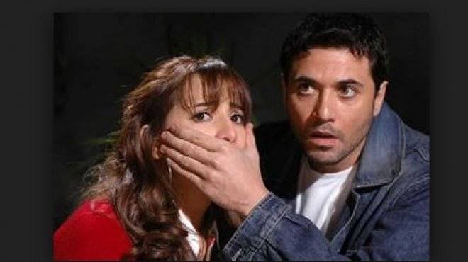 زينة تستغل توأمها مجدداً لمضايقة أحمد عز.. والجمهور يتهمها بالطمع