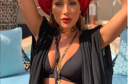 بالصور - مايا دياب بإطلالة صيفية شرقية