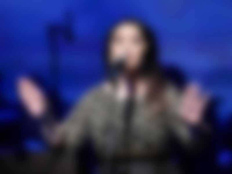 طلاق مطربة مصرية بعد 15 سنة زواج .. من هي وماذا قالت؟