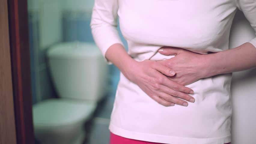 هذه الوصفة توقف الإسهال في دقائق... وتحضيرها سهل جداً