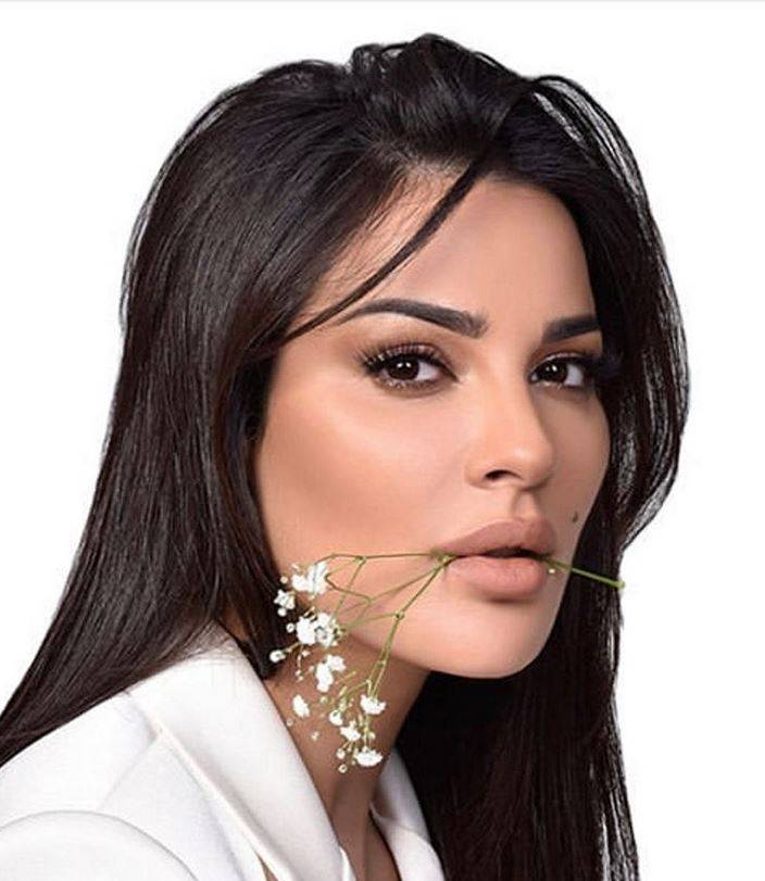 بعد إعلان طلاقها رسالة قوية من نادين نسيب نجيم... ماذا كتبت؟
