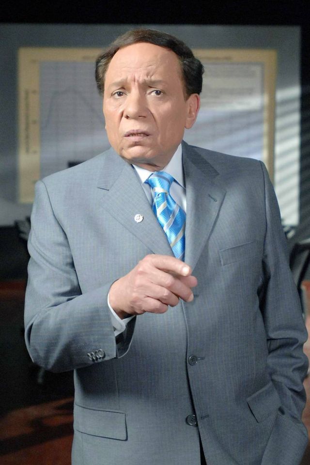 عادل إمام يعود إلى مسلسل 